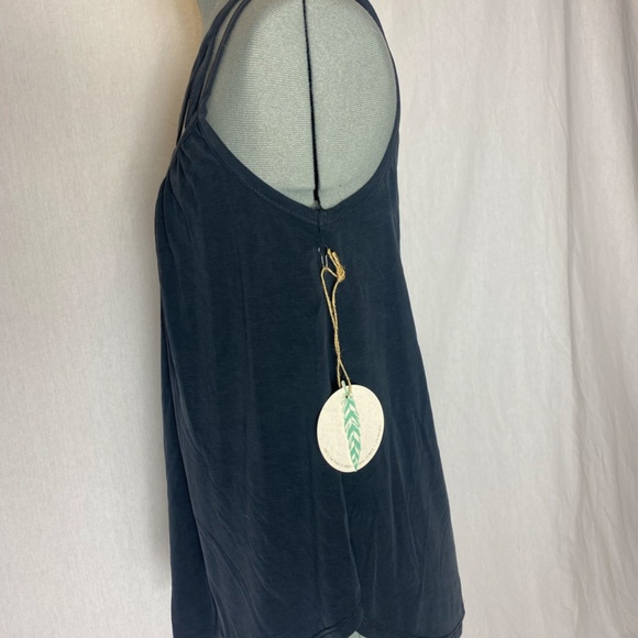 Black Modal Fiber tank by Hummingbird. Criss cross design. - Picture 5 of 10